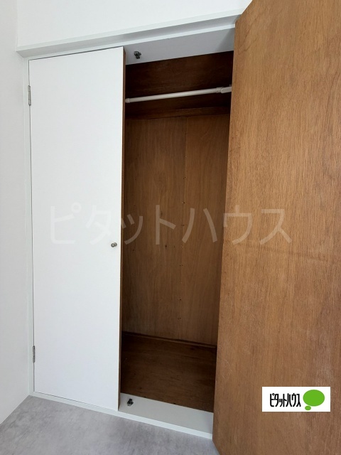 収納　クローゼット