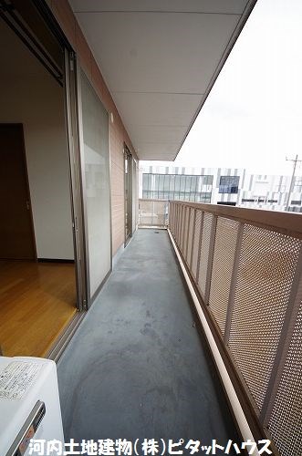 バルコニー　南面バルコニー