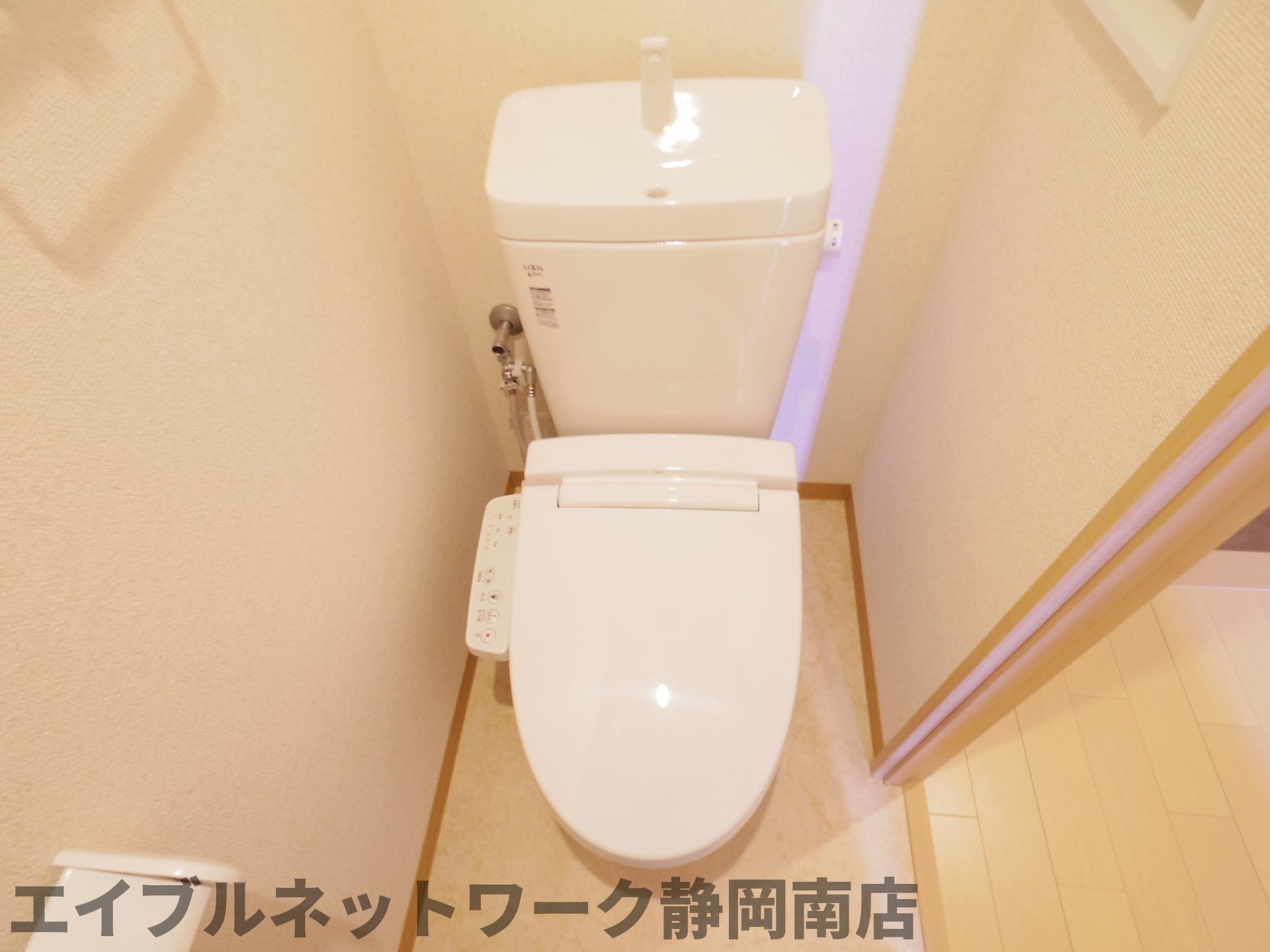 トイレ　ゆったりとした空間のトイレです
