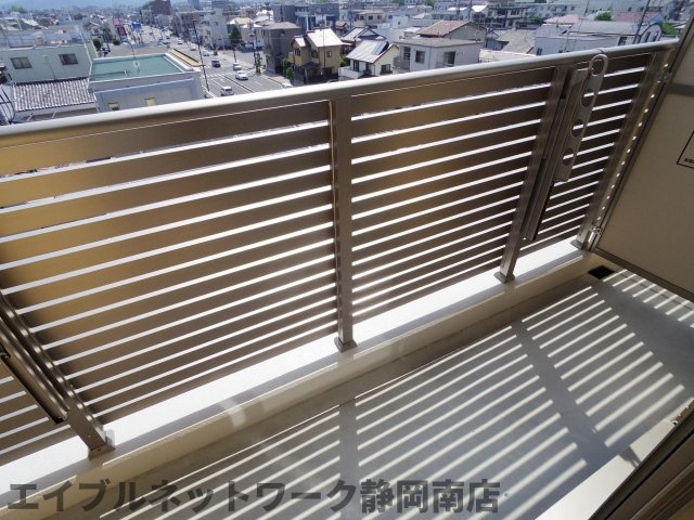 バルコニー　バルコニー付きです