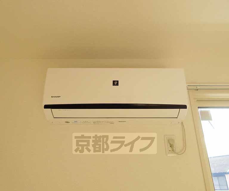 その他設備　嬉しいエアコン付きです。
