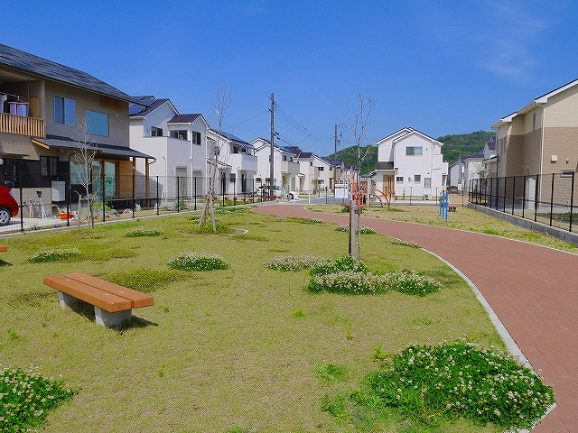 公園　わかくさ公園（公園）まで135m