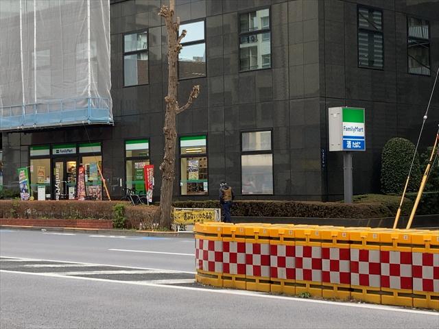 コンビニ　ファミリーマート蔵前店（コンビニ）まで102m