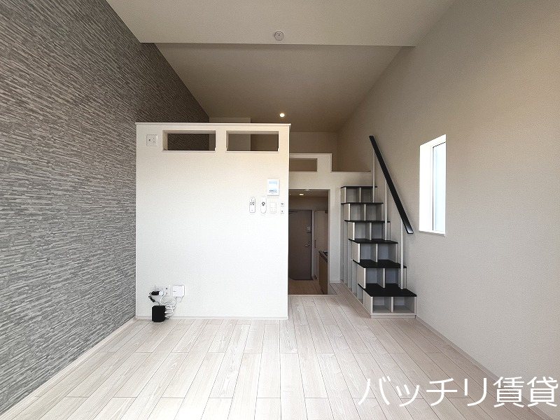 居室・リビング　建築中の為　同型タイプ現状優先