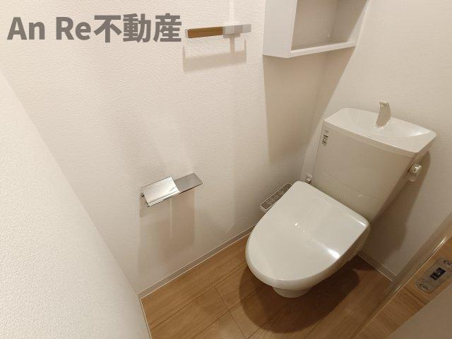トイレ　別部屋イメージ写真