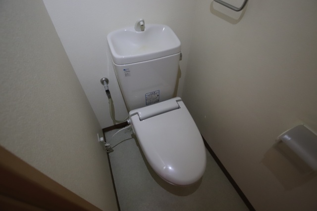 トイレ　別室の参考写真です。※現況優先
