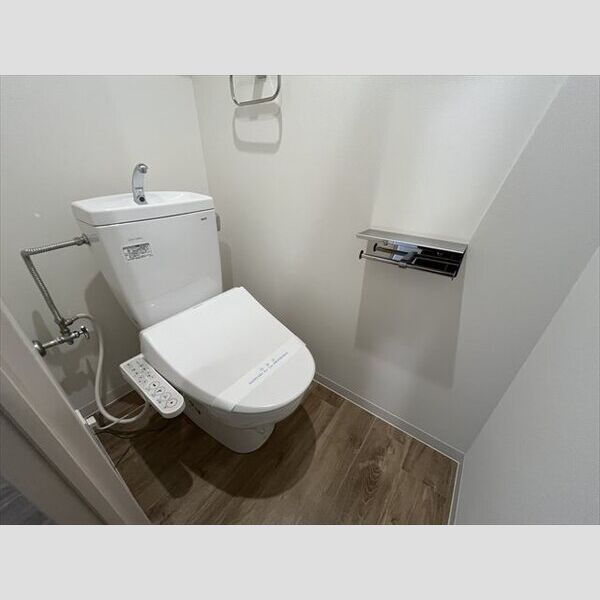 トイレ　コンパクトで使いやすいトイレです