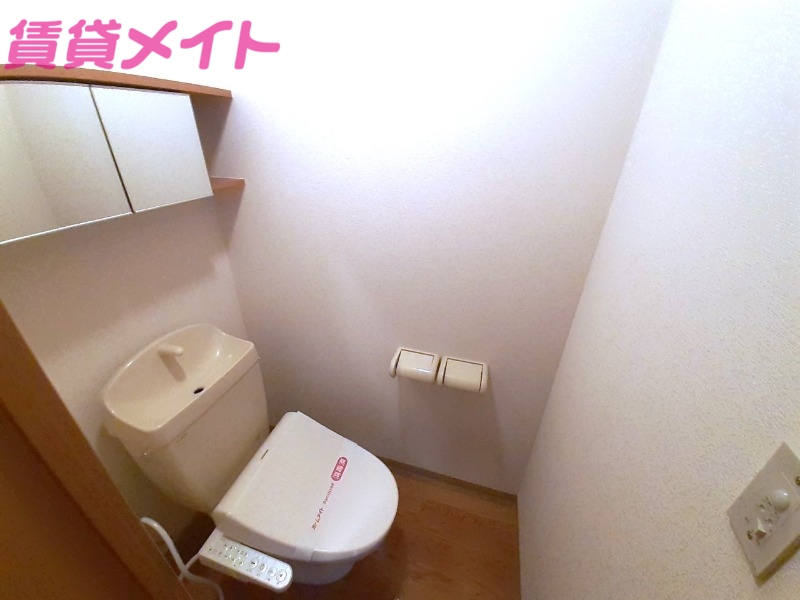 トイレ　同物件別室画像