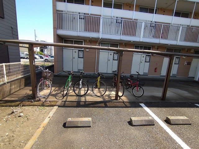 その他　駐輪場　原付＆自転車のみ駐輪可能