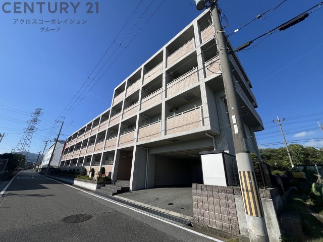 建物外観　オートロック付きで安心です♪