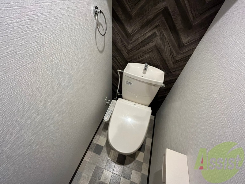 トイレ　こちらはトイレです。清潔感があり、安心して使用できます。