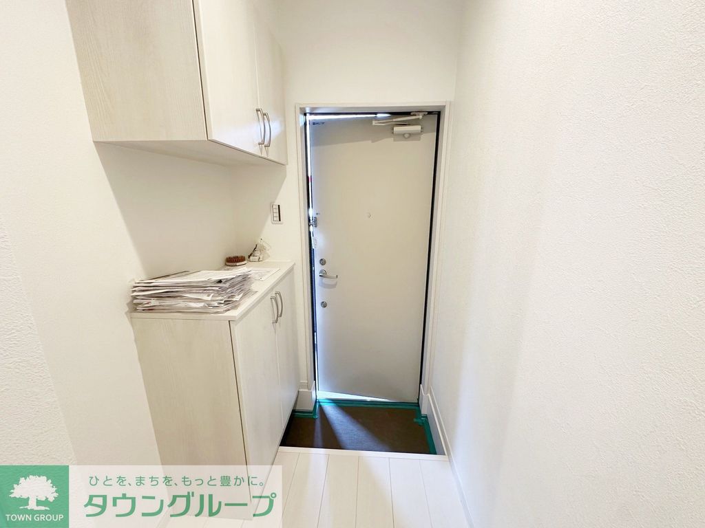 玄関　お問合せはタウンハウジングまで！※現地待合わせ相談可能