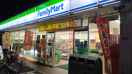 コンビニ　ファミリーマート 鴻池店（コンビニ）まで383m