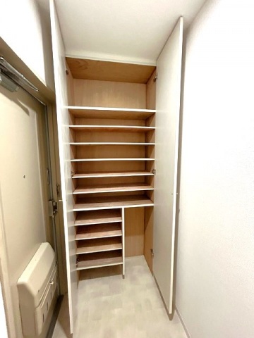 玄関　※他号室の写真です