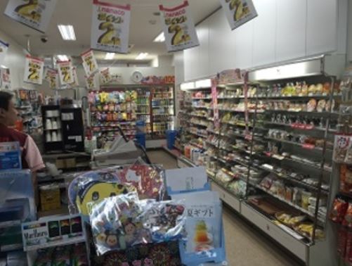 コンビニ　セブンイレブン Iingザ・豊洲タワー店（コンビニ）まで160m