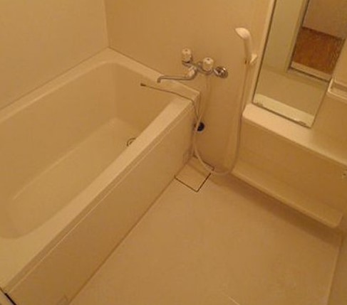 バス・シャワールーム　別部屋参照写真