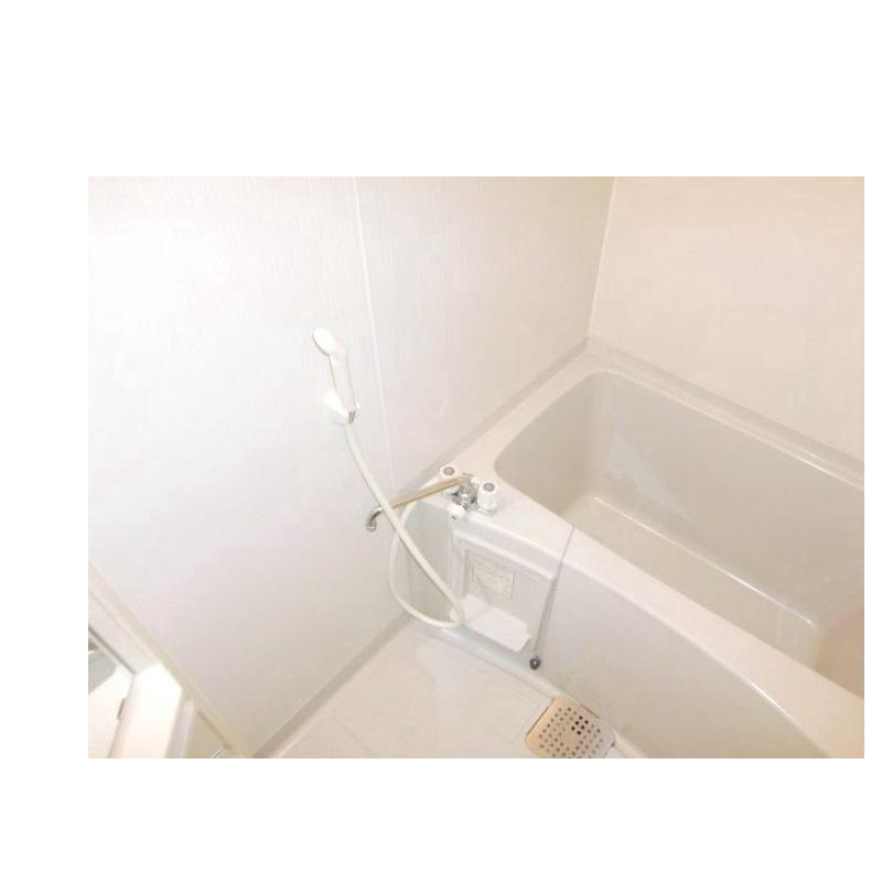 バス・シャワールーム　お風呂とトイレは別なんです◎