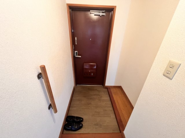 駐車場　広々とした駐車場