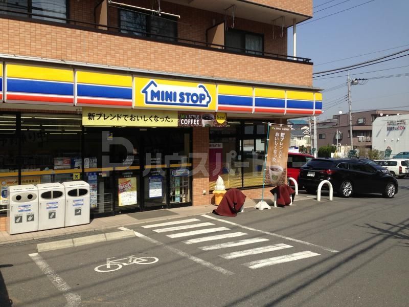 コンビニ　ミニストップ船橋駿河台店（コンビニ）まで290m