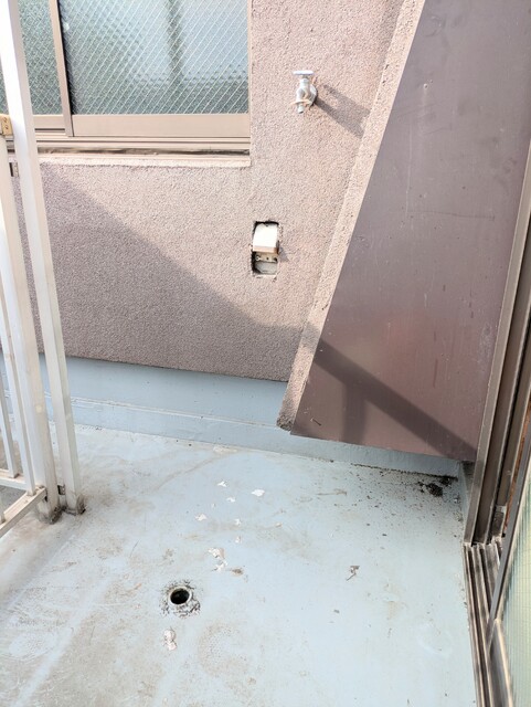 その他　室外洗濯機置き場
