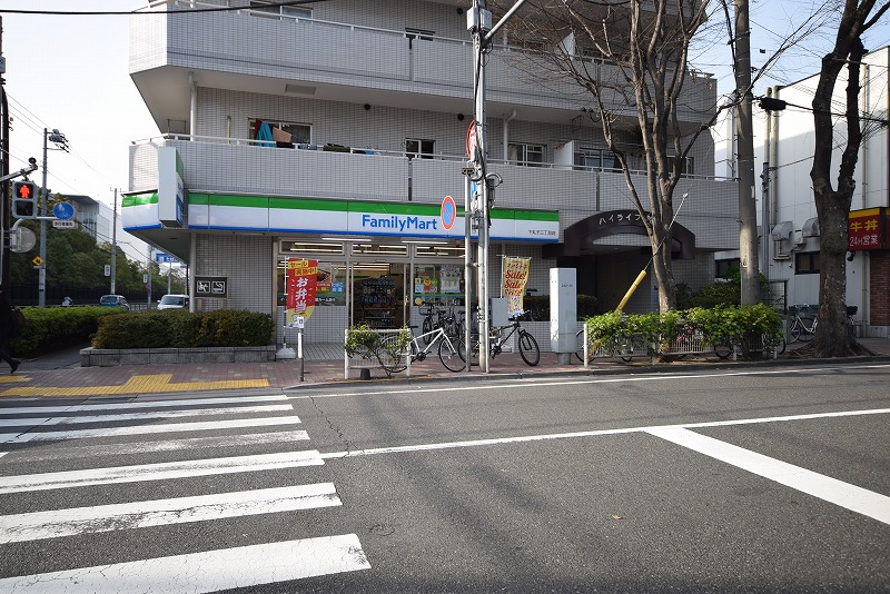 コンビニ　ファミリーマート 下丸子3丁目店（コンビニ）まで466m