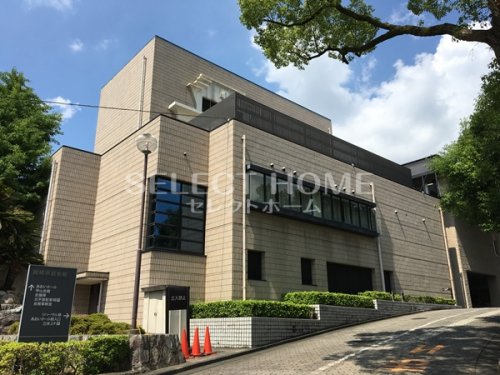 役所　岡崎市民会館（役所）まで198m