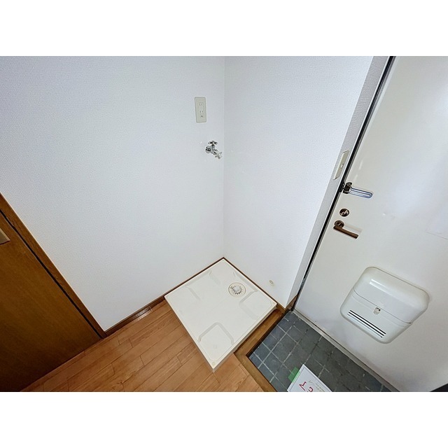 その他　洗濯機置き場