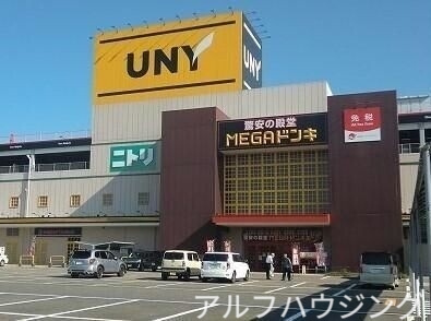 ショッピングセンター　MEGAドン・キホーテUNY美濃加茂店（ショッピングセンター）まで2379m