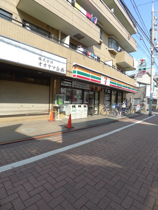 コンビニ　セブンイレブン七辻店（コンビニ）まで67m
