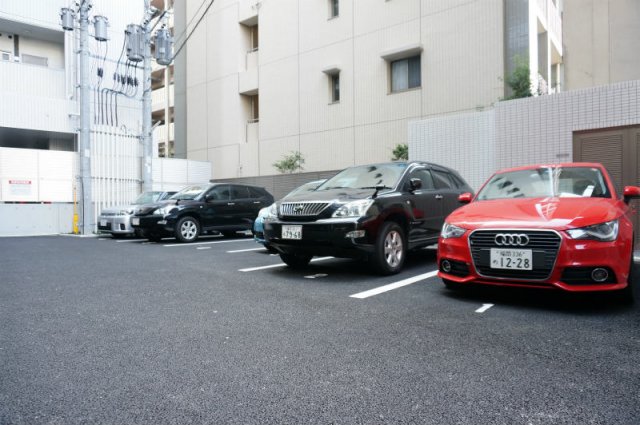 駐車場　カースペースがあります