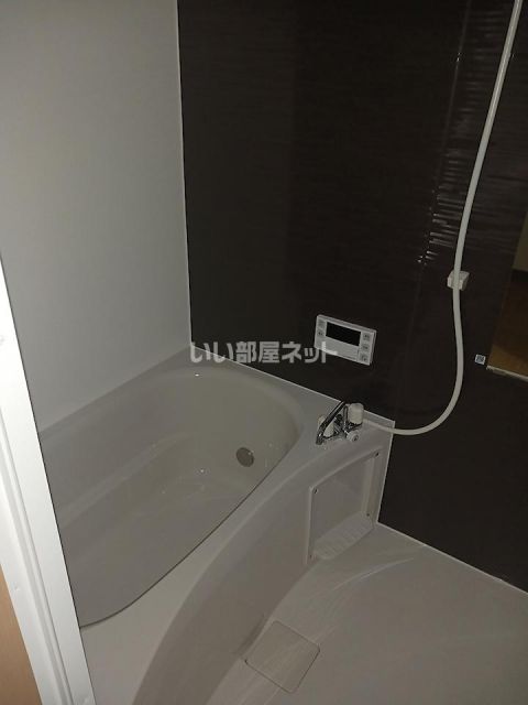 ベレッツァ神田町Iの風呂写真