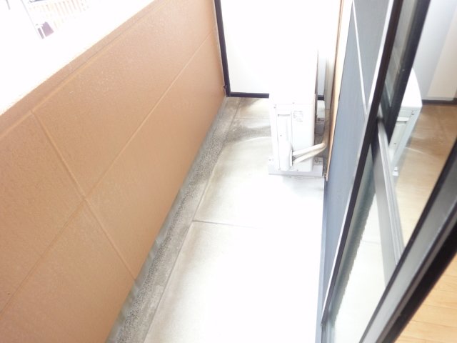 バルコニー　ベランダ