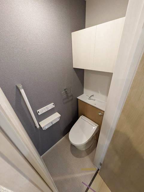 トイレ　同施工会社参考写真です