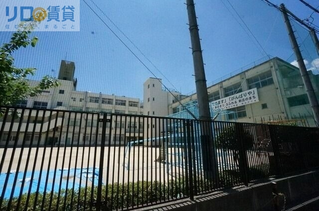 小学校　大阪市立新庄小学校（小学校）まで173m