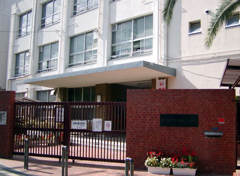 小学校　千本小学校（小学校）まで203m