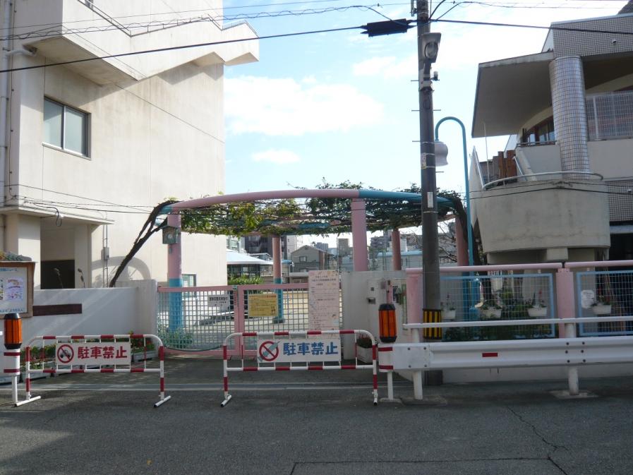 幼稚園・保育園　大阪市立中大淀幼稚園（幼稚園・保育園）まで374m