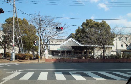 中学校　吾妻中学校（中学校）まで350m