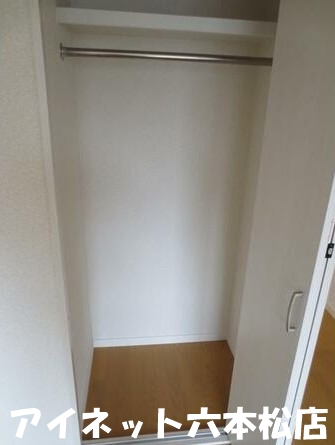 収納　収納も完備。