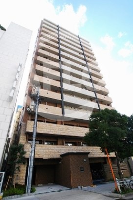 建物外観　プレサンス難波元町　外壁タイル張りのスタイリッシュな外観