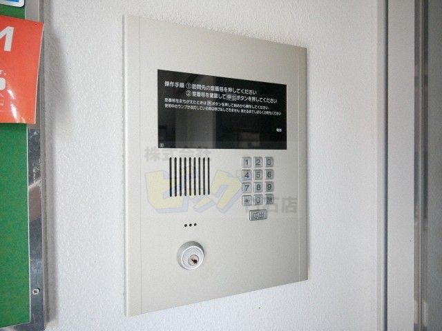 エントランス　人気のオートロック付きマンションです♪