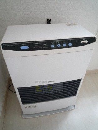 その他設備　灯油ストーブ完備です♪