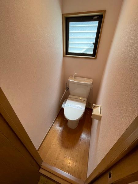 トイレ　※温水洗浄便座は残置物