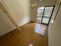 居室・リビング　１階ですが角部屋で明るいお部屋です！