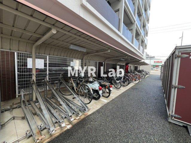 駐車場　現状優先