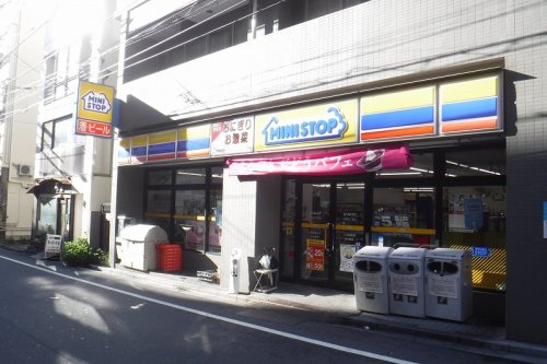 コンビニ　ミニストップ北新宿４丁目店（コンビニ）まで428m