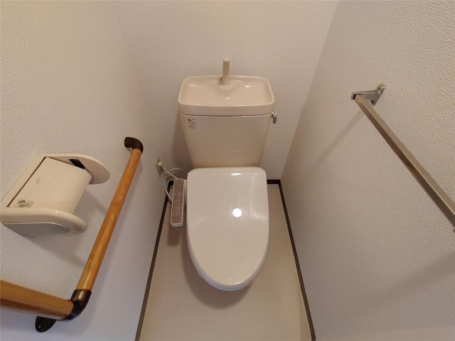 トイレ　トイレ