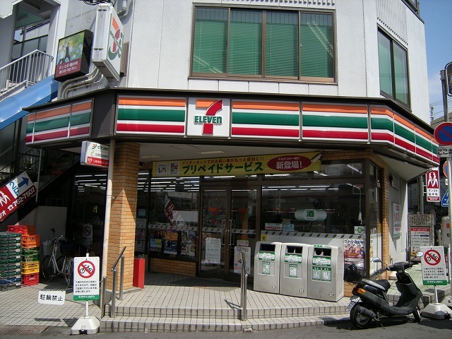 コンビニ　セブンイレブン阪急石橋駅前店（コンビニ）まで226m