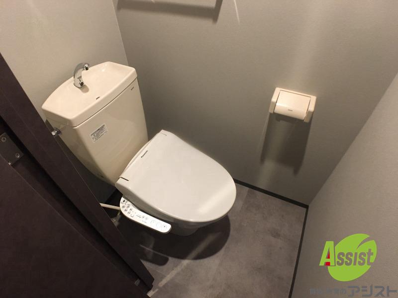 トイレ　トイレです。ウォシュレット付を探している方、おすすめです。
