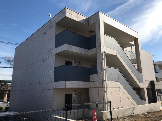 建物外観　外観写真（昼）