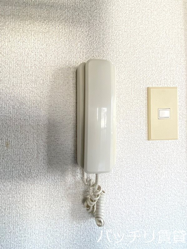 セキュリティ　画像は別号室タイプの為、現状を優先致します。